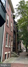 302 Lombard St in Philadelphia, PA - Foto de edificio - Building Photo