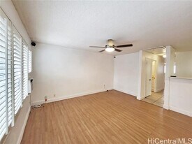 46-261-261 Kahuhipa St in Kaneohe, HI - Building Photo