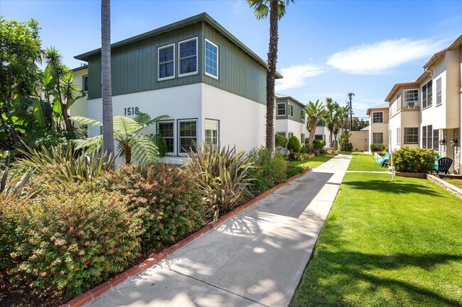 1518 Yale St, Unit 1 in Santa Monica, CA - Building Photo - Building Photo