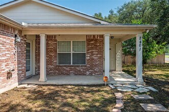 2401 Haven Dr in Killeen, TX - Building Photo - Building Photo