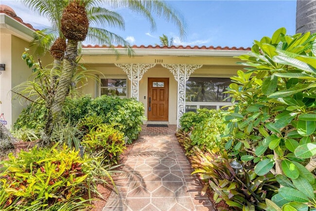 2000 Admirals Way in Fort Lauderdale, FL - Building Photo - Building Photo