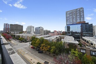 1727 S Indiana Ave in Chicago, IL - Building Photo - Building Photo