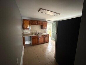 8322 Cohn St in New Orleans, LA - Foto de edificio - Building Photo