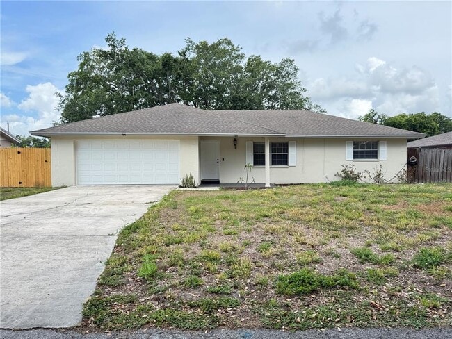 property at 1602 Leslie Dr