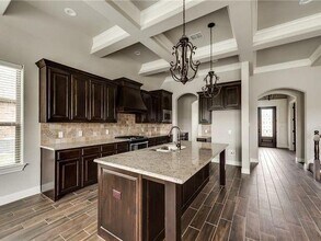 1208 Huntington Cove Ct in Granbury, TX - Building Photo - Building Photo