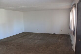 406 W 15th Ave in Ellensburg, WA - Building Photo - Building Photo