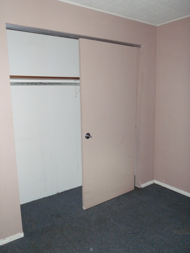 property at 857 Twin Oak Dr