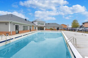 Acclaim at Alexandria in Alexandria, VA - Building Photo