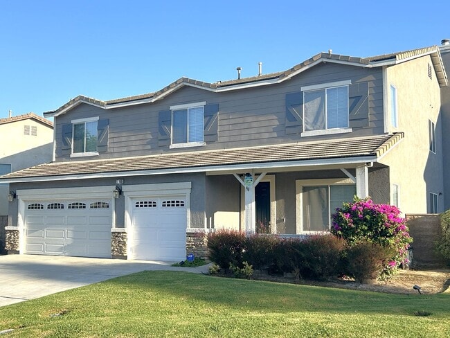 11855 Silver Loop in Jurupa Valley, CA - Building Photo - Building Photo
