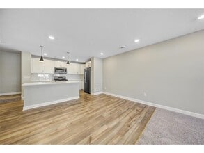 10530 Weston Wy N in Maple Grove, MN - Building Photo - Building Photo