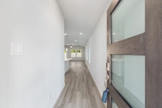 16703 Sterling Clf St in Conroe, TX - Building Photo - Building Photo