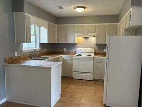 156 Randy Ct in Hinesville, GA - Building Photo - Building Photo
