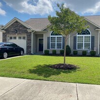 3909A Nantucket Rd in Greenville, NC - Building Photo