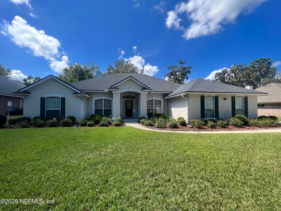 2284 Emilys Way in Fleming Island, FL - Building Photo