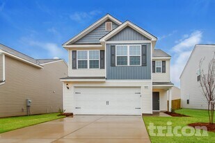 4008 Reinfield Dr in Inman, SC - Building Photo