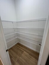 555 Arnold St in Madras, OR - Building Photo - Building Photo