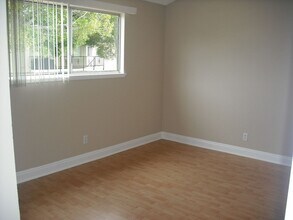779 Halyard St in Port Hueneme, CA - Building Photo - Building Photo