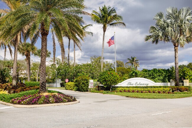 Ocean Trail Gatehouse in Jupiter, FL - Building Photo - Building Photo