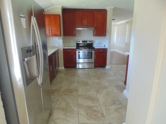 152 Alehela St in Kahului, HI - Building Photo - Building Photo