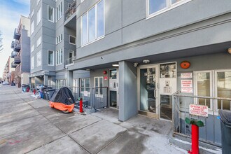 DeKalb Lofts in Brooklyn, NY - Building Photo - Building Photo