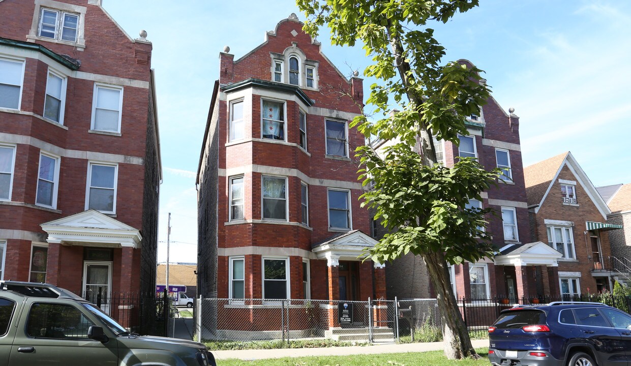 2634 S Harding Ave in Chicago, IL - Building Photo