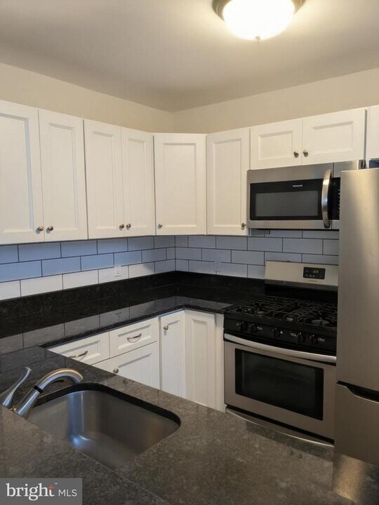 1 Westchester Dr in Little Egg Harbor Township, NJ - Building Photo