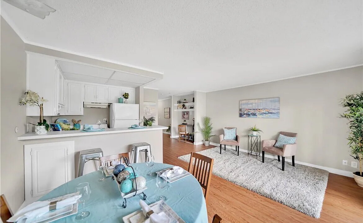 500 Cagney Ln in Newport Beach, CA - Building Photo