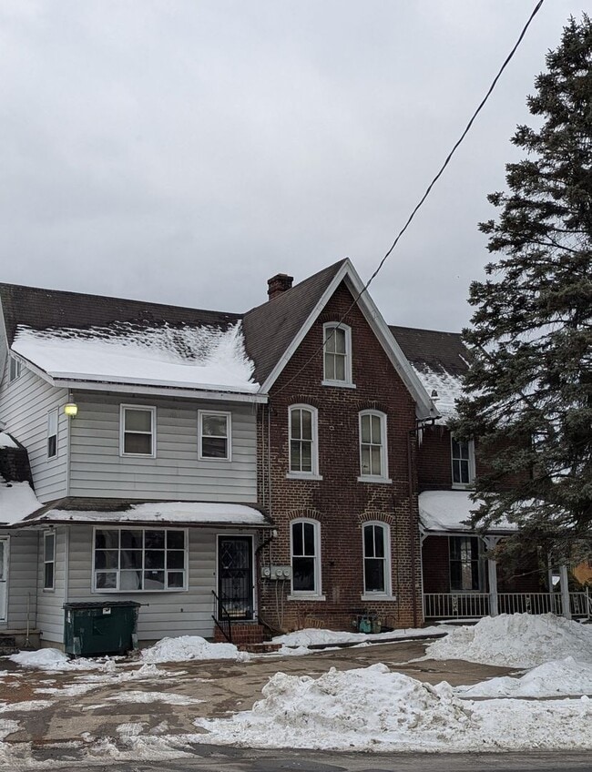 property at 716 Market St