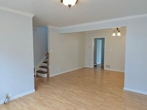 121 S Feltus St in South Amboy, NJ - Building Photo - Building Photo