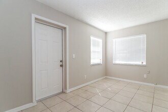 6173 71st St N in St. Petersburg, FL - Building Photo - Building Photo