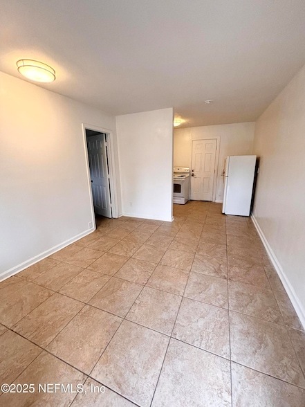 3146 Post St, Unit 8 in Jacksonville, FL - Building Photo