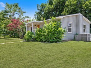 426 S Ponca Ave in Norman, OK - Building Photo - Building Photo
