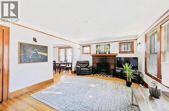 1596 Victoria in Windsor, ON - Building Photo - Building Photo
