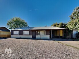 3117 W Aster Dr in Phoenix, AZ - Building Photo