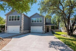 11727 Bell Ave in Austin, TX - Building Photo