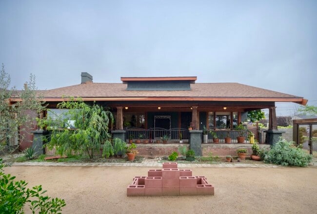 5701 7th Ave in Los Angeles, CA - Building Photo - Building Photo