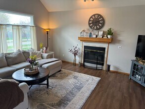 1217 Idaho Ave in Ames, IA - Building Photo - Building Photo