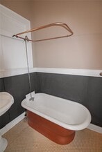 1902 Church St in Galveston, TX - Building Photo - Building Photo