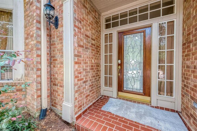 1914 Rosebay Ct in Sugar Land, TX - Foto de edificio - Building Photo