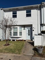 1159 Old Clubhouse Rd in Virginia Beach, VA - Building Photo