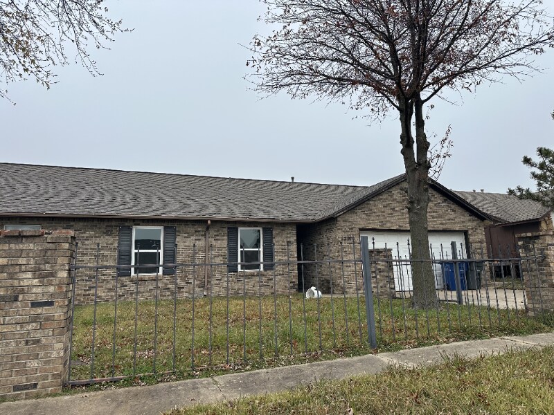 12919 E 31st Ct in Tulsa, OK - Foto de edificio