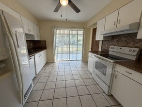 811 Tangerine St in Tavares, FL - Building Photo - Building Photo