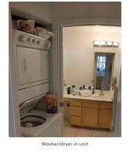 108 Bryant St, Unit 18 in Mountain View, CA - Foto de edificio - Building Photo