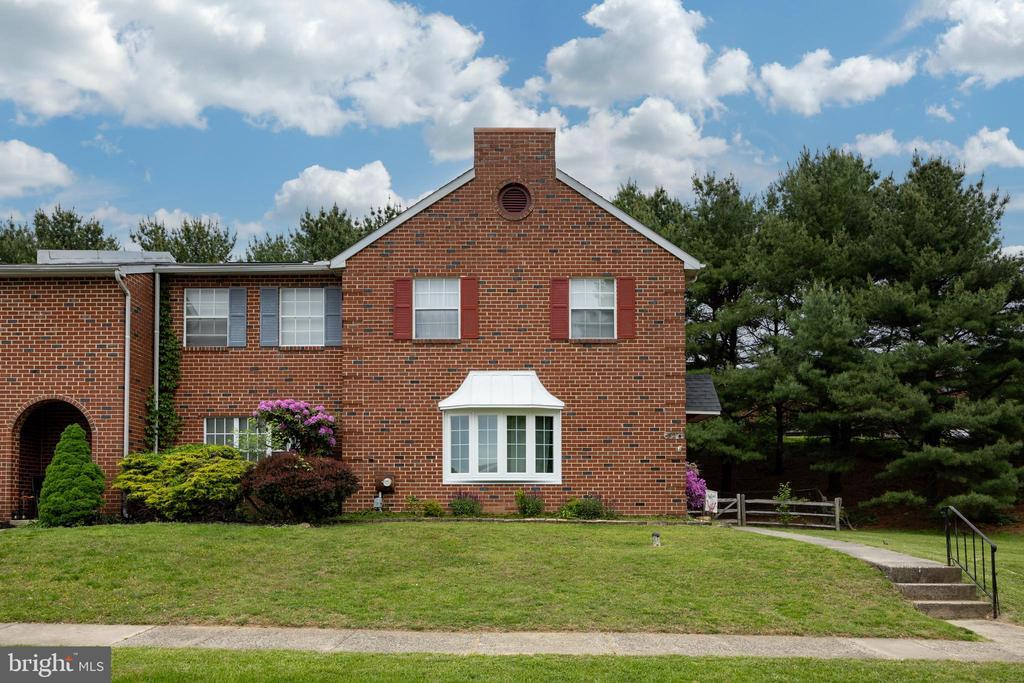 126 Lampeter Ct in Exton, PA - Building Photo
