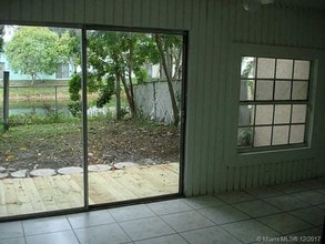 1231 Seaview-Unit -3F in North Lauderdale, FL - Foto de edificio - Building Photo