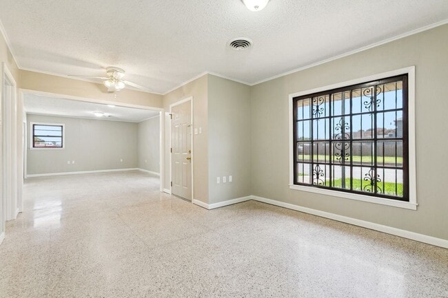 4601 7th St in Marrero, LA - Foto de edificio - Building Photo