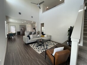 10304 Fulton Ave in Austin, TX - Building Photo - Building Photo