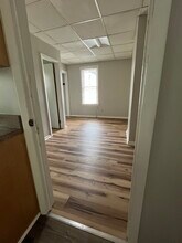 20 Fern St, Unit 20 Fern -Upper Unit in Athens, OH - Foto de edificio - Building Photo