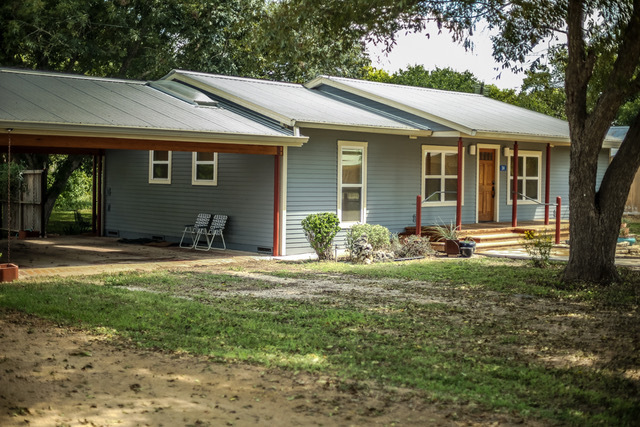 314 2nd St in Blanco, TX - Building Photo - Building Photo