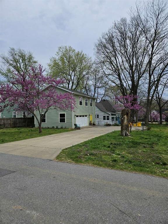 property at 305 SE B St